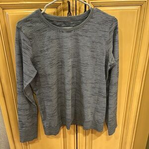 Ladies Dry Fit Approx size 10